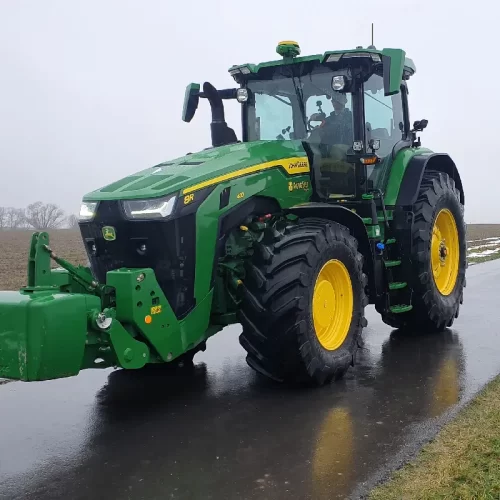 John-Deere-8R-410-z-bezstopniowa-przekladnia-eAutoPowr